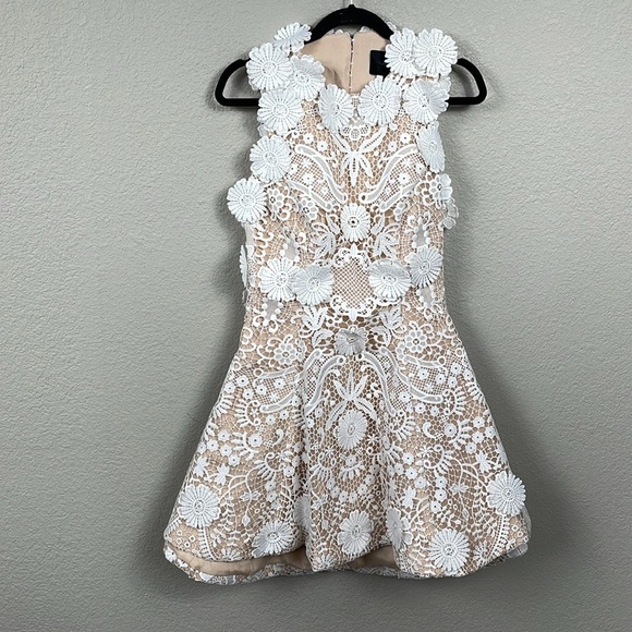 New Helen O'Connor Daisy Dress Mini Flare Open Back Floral Applique White Sz 14 - Picture 4 of 13